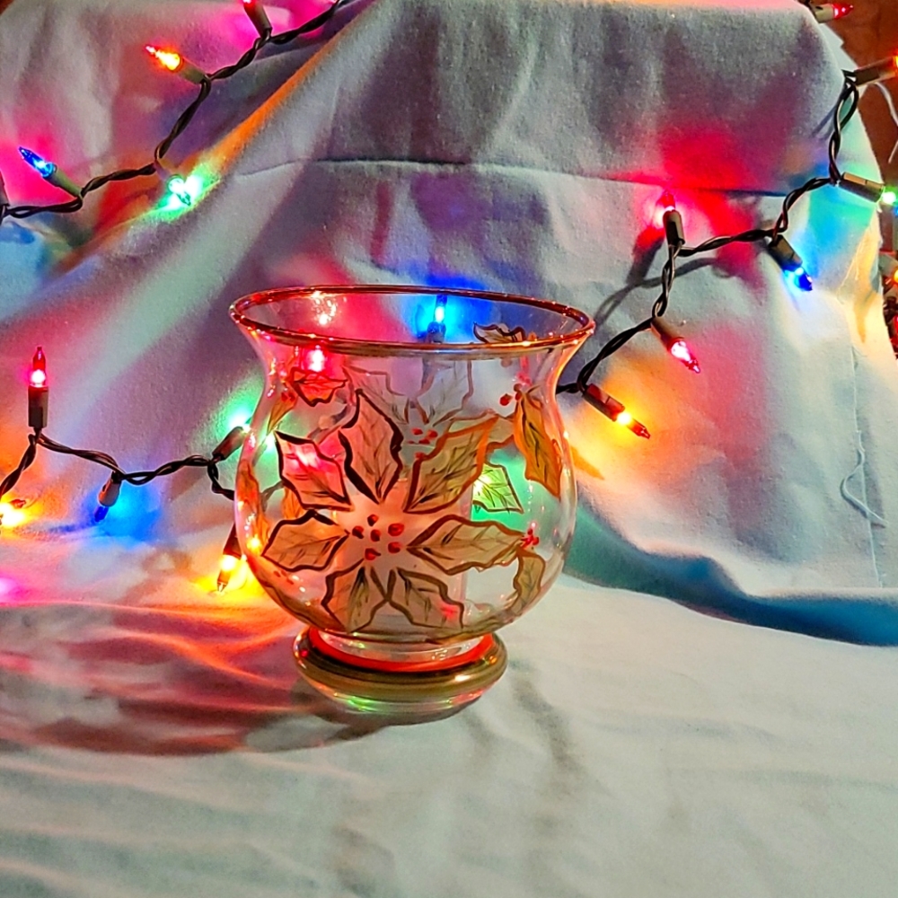 Vintage Celebrations Holly Belly Votive